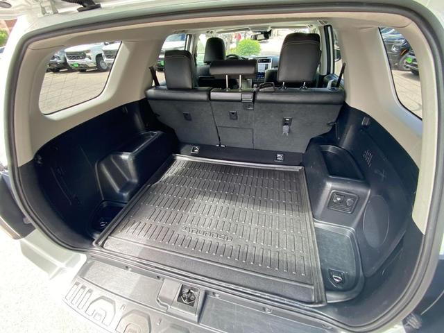 Photo of 2023 White Toyota 4Runner