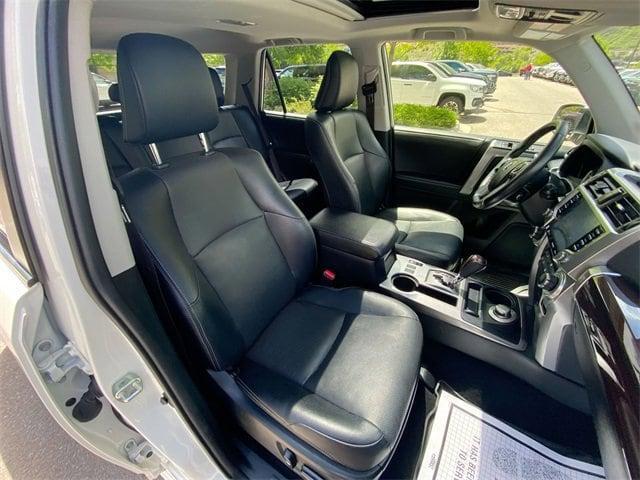 Photo of 2023 White Toyota 4Runner
