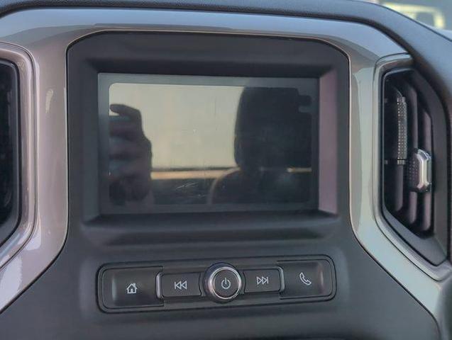 Photo of 2024 White GMC Sierra 3500