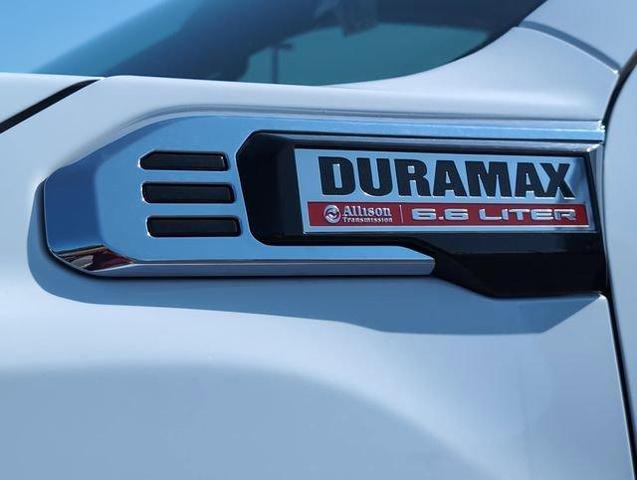 Photo of 2024 White GMC Sierra 3500