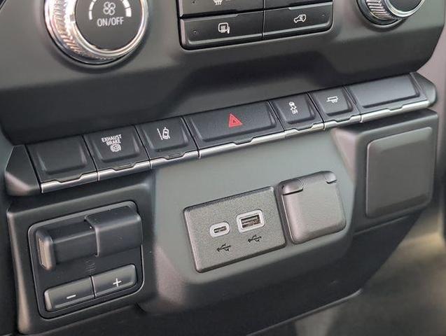 Photo of 2024 White GMC Sierra 3500