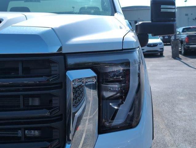 Photo of 2024 White GMC Sierra 3500