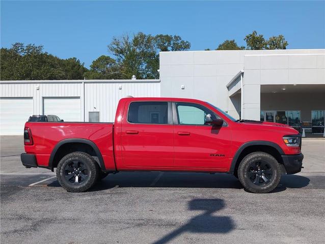 Photo of 2022 Flame Red Clearcoat RAM 1500