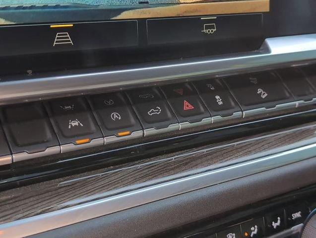Photo of 2022 Black Chevrolet Silverado 1500