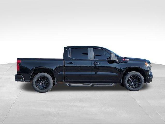 Photo of 2022 Black Chevrolet Silverado 1500