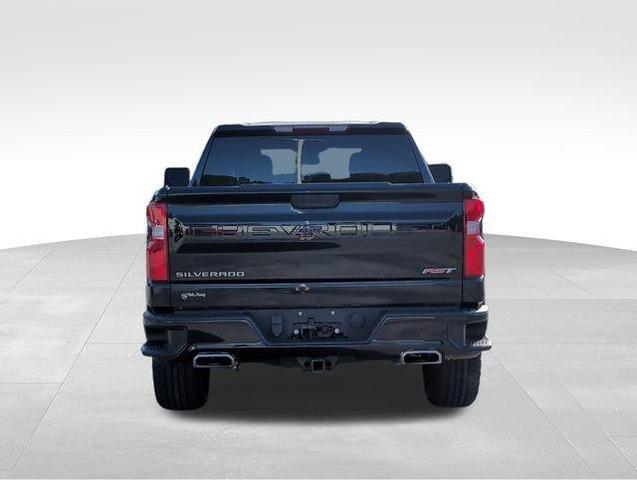 Photo of 2022 Black Chevrolet Silverado 1500
