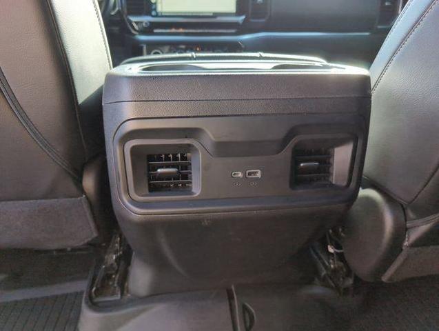 Photo of 2022 Black Chevrolet Silverado 1500