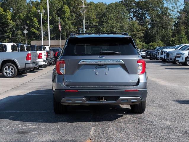 Photo of 2022 Carbonized Gray Ford Explorer