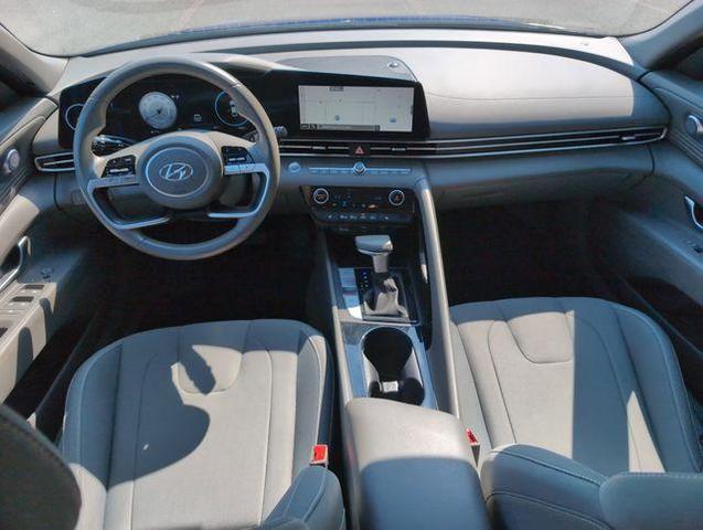Photo of 2023  Hyundai ELANTRA