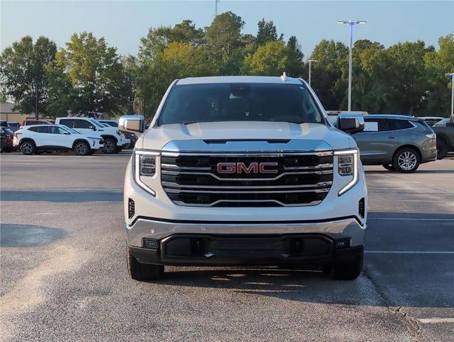 Photo of 2024 Summit White GMC Sierra 1500