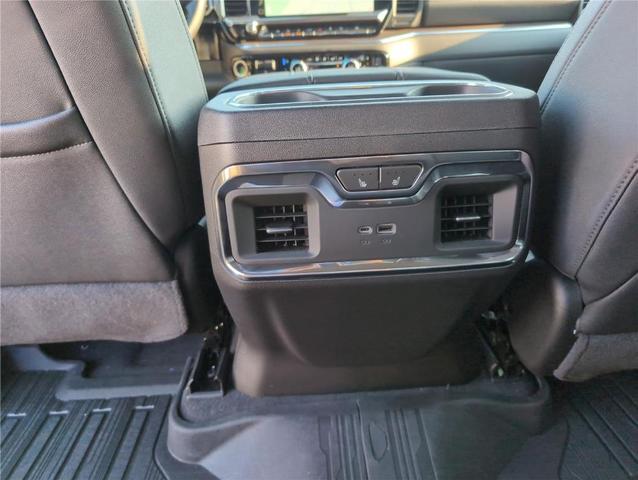 Photo of 2024 Summit White GMC Sierra 1500