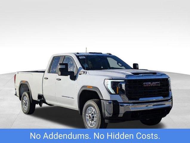 Photo of 2025 White GMC Sierra 2500