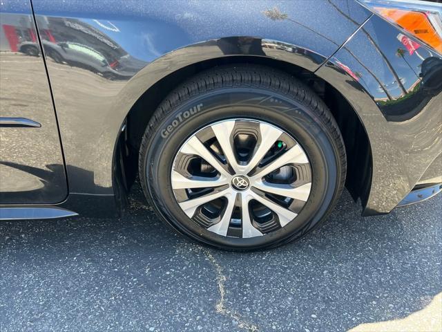 Photo of 2022 Black Sand Pearl Toyota Corolla Hybrid