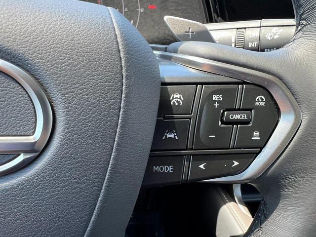 Photo of 2024 Nori Green Pearl Lexus RX 350