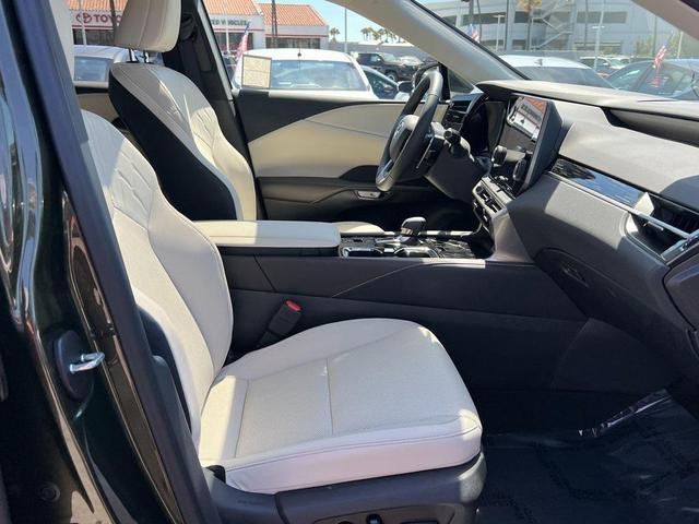 Photo of 2024 Nori Green Pearl Lexus RX 350
