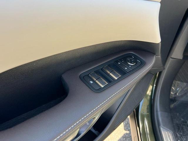 Photo of 2024 Nori Green Pearl Lexus RX 350
