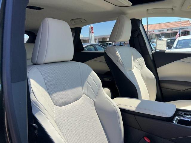 Photo of 2024 Nori Green Pearl Lexus RX 350