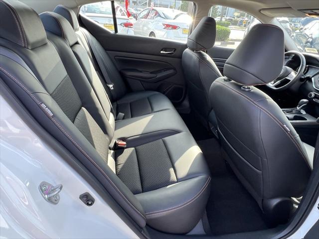 Photo of 2022 Pearl White Tricoat Nissan Altima