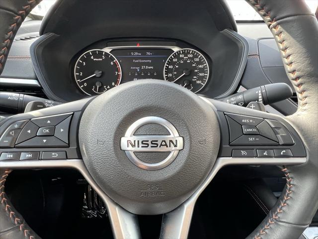 Photo of 2022 Pearl White Tricoat Nissan Altima