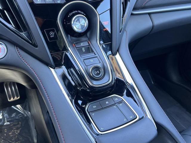 Photo of 2022 Platinum White Pearl Acura RDX