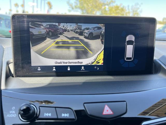 Photo of 2022 Platinum White Pearl Acura RDX