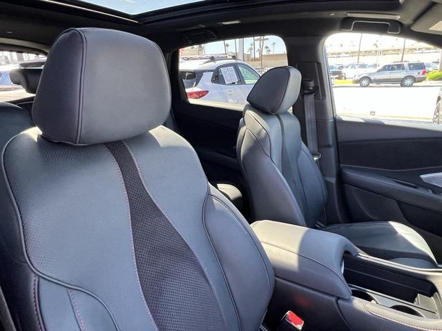 Photo of 2022 Platinum White Pearl Acura RDX