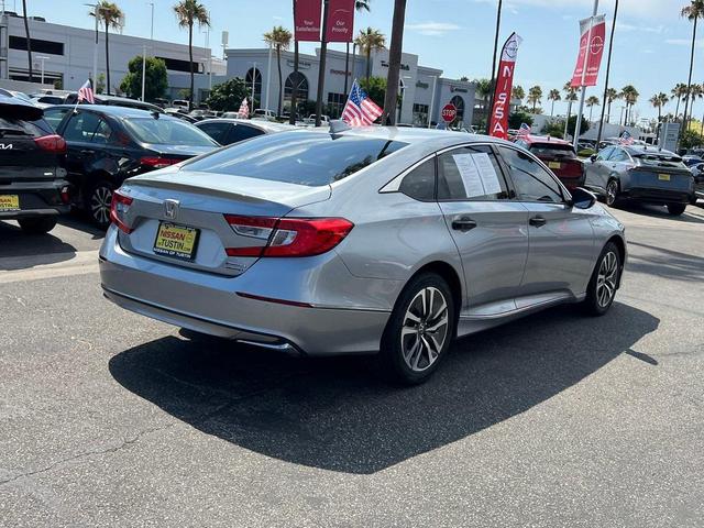 Photo of 2019 Crystal Black Pearl Honda Accord Hybrid