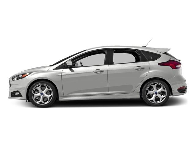 Photo of 2017 Oxford White Ford Focus ST