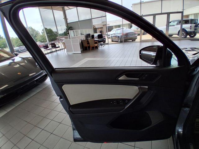 Photo of 2021 Platinum Gray Metallic Volkswagen Tiguan