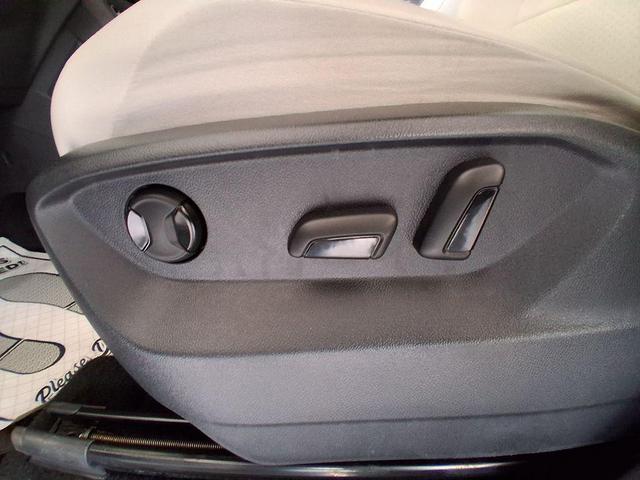 Photo of 2021 Platinum Gray Metallic Volkswagen Tiguan