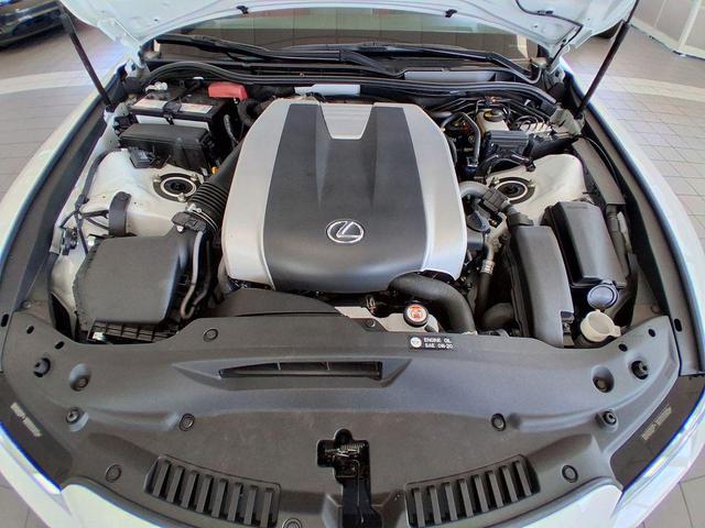 Photo of 2023 Ultra White Lexus IS 350
