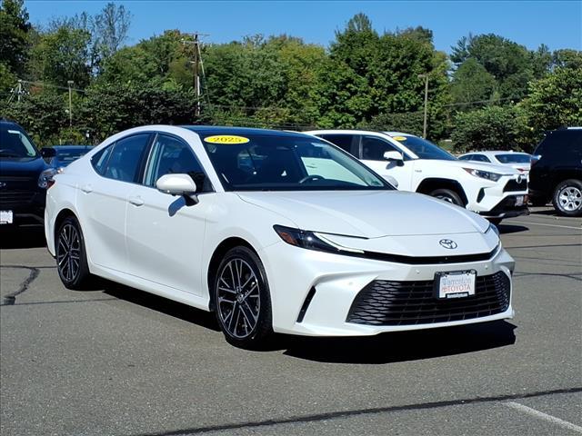 Photo of 2025 Wind Chill Pearl Toyota Camry