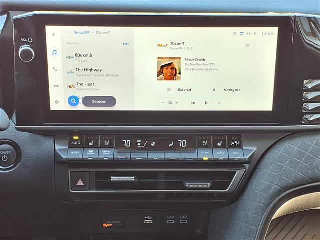 Photo of 2025 Wind Chill Pearl Toyota Camry