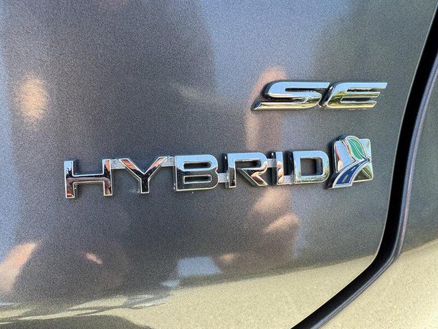 Photo of 2014 Sterling Gray Metallic Ford Fusion Hybrid