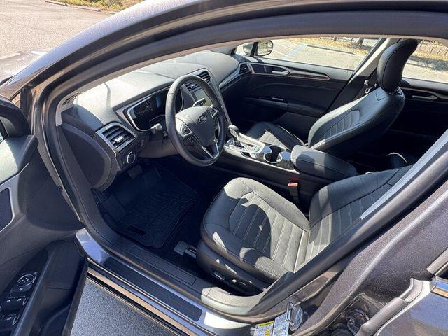 Photo of 2014 Sterling Gray Metallic Ford Fusion Hybrid
