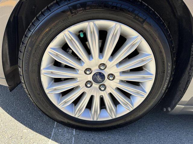Photo of 2014 Sterling Gray Metallic Ford Fusion Hybrid