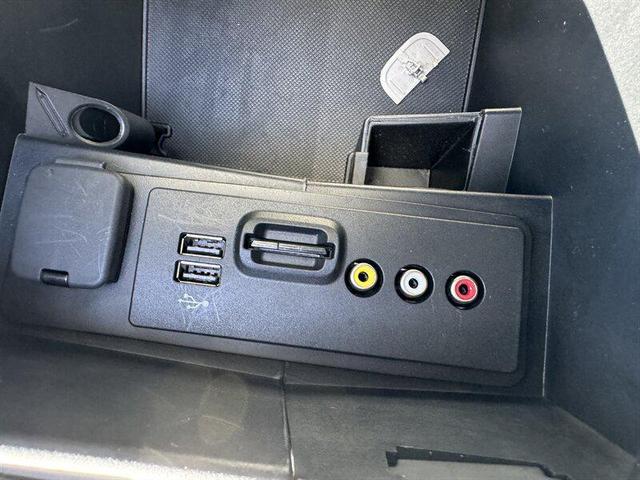 Photo of 2014 Sterling Gray Metallic Ford Fusion Hybrid