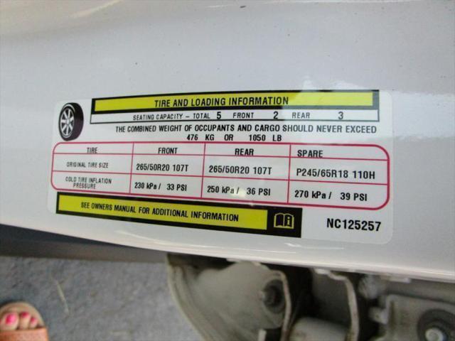Photo of 2022 BRIGHT White Jeep Grand Cherokee