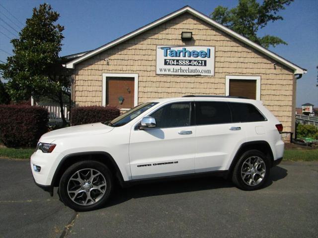 Photo of 2022 BRIGHT White Jeep Grand Cherokee