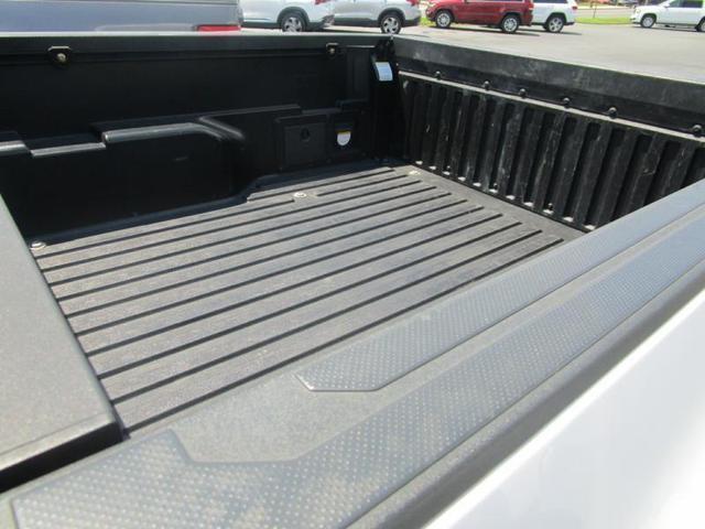 Photo of 2022 White Toyota Tacoma