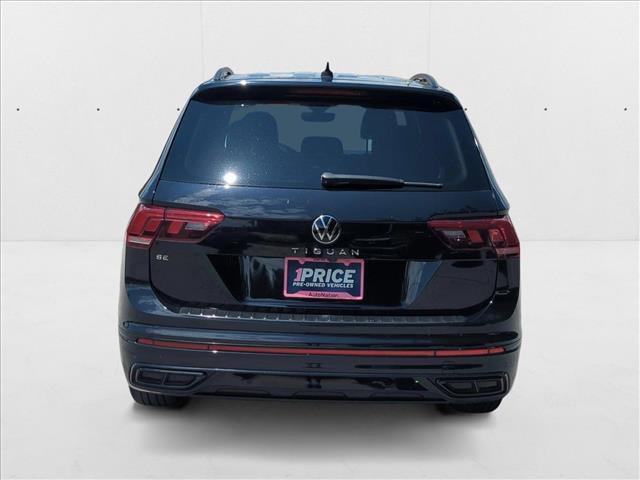 Photo of 2022 Deep Black Pearl Volkswagen Tiguan