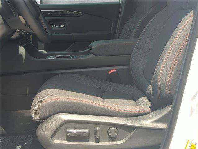 Photo of 2025 Platinum White Pearl Honda Pilot