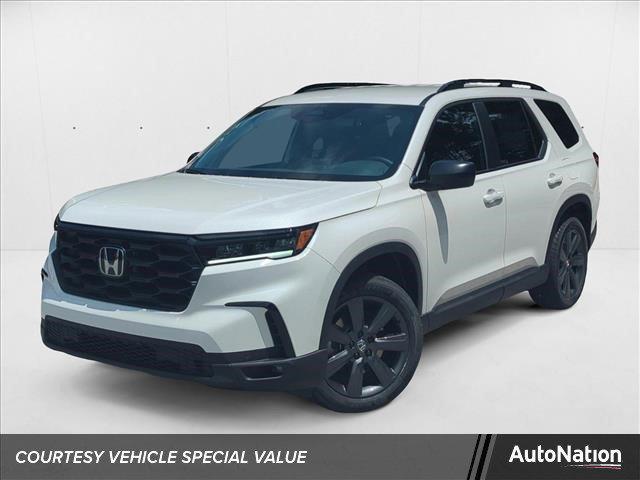 Photo of 2025 Platinum White Pearl Honda Pilot