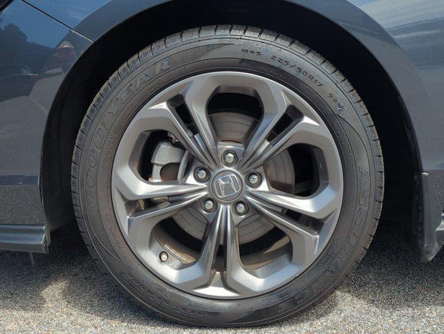 Photo of 2023 Canyon River Blue Metallic Honda Accord