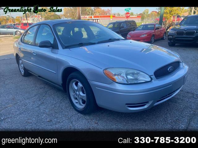 2005 Ford Taurus