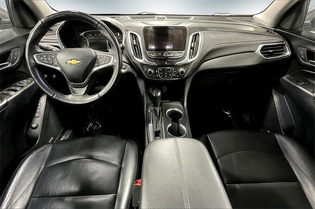 Photo of 2018 Silver Ice Metallic Chevrolet Equinox