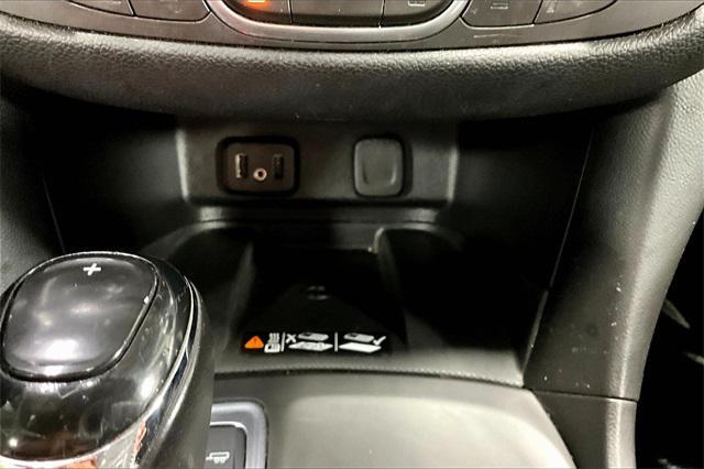 Photo of 2018 Silver Ice Metallic Chevrolet Equinox