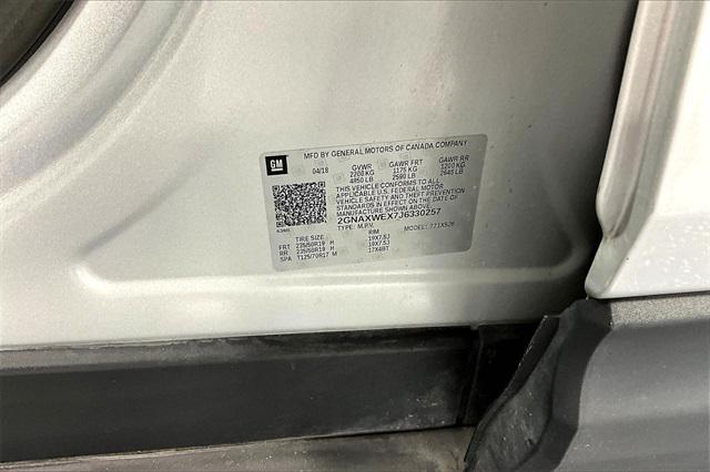Photo of 2018 Silver Ice Metallic Chevrolet Equinox