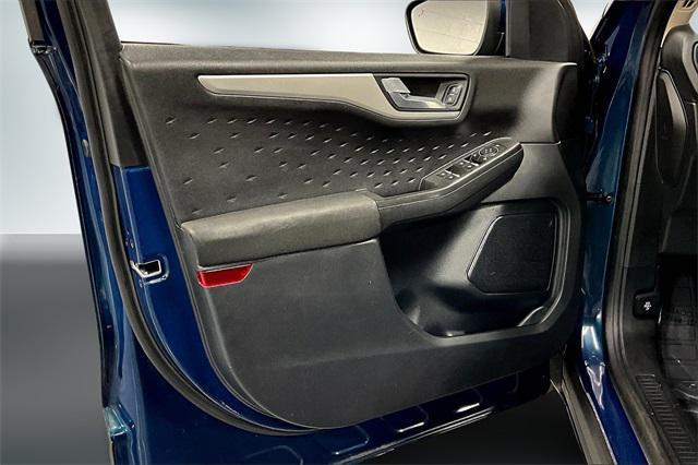 Photo of 2020 Dark Persian Green Metallic Ford Escape