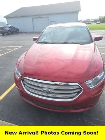 2016 Ford Taurus